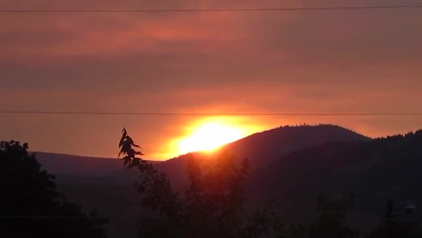 नयाँ वर्ष २०७७ शुरु, लकडाउनका कारण देशैभर देखिएन उत्साह र उमंग