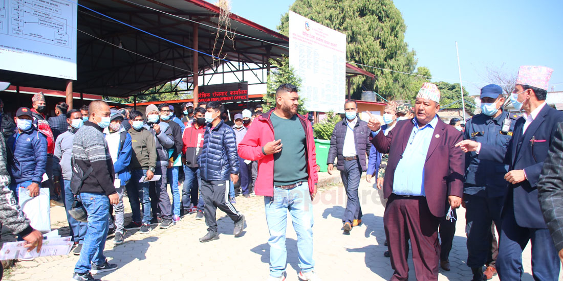 वैदेशिक रोजगार कार्यालयमा दलालको भागाभाग